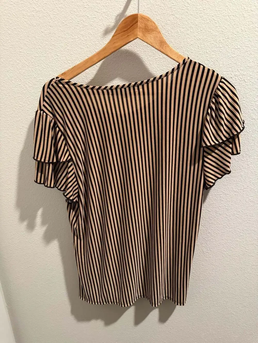 Atelier 29 Striped Keyhole Ruffle Sleeve Blouse XL - Picture 4 of 6